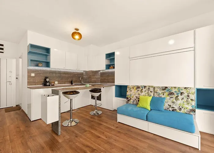 アパート Didi's Stylish - Seaview & Pool Backyard *