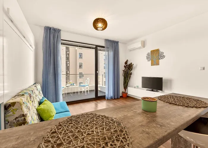 公寓 Didi's Stylish - Seaview & Pool Backyard *